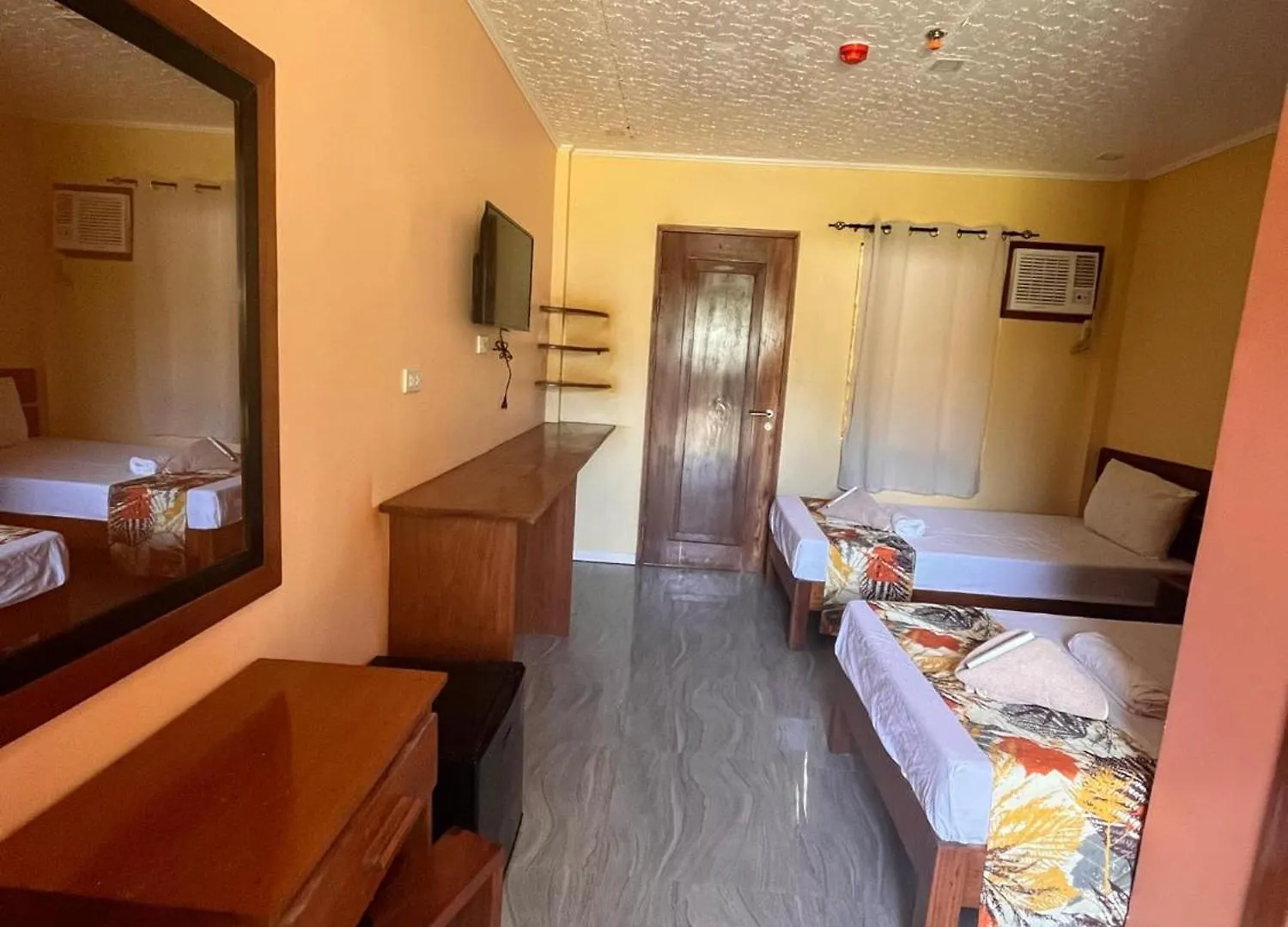On Board Lifestyle Panglao Resort Room A05 Hotel